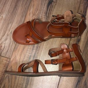 AE sandals